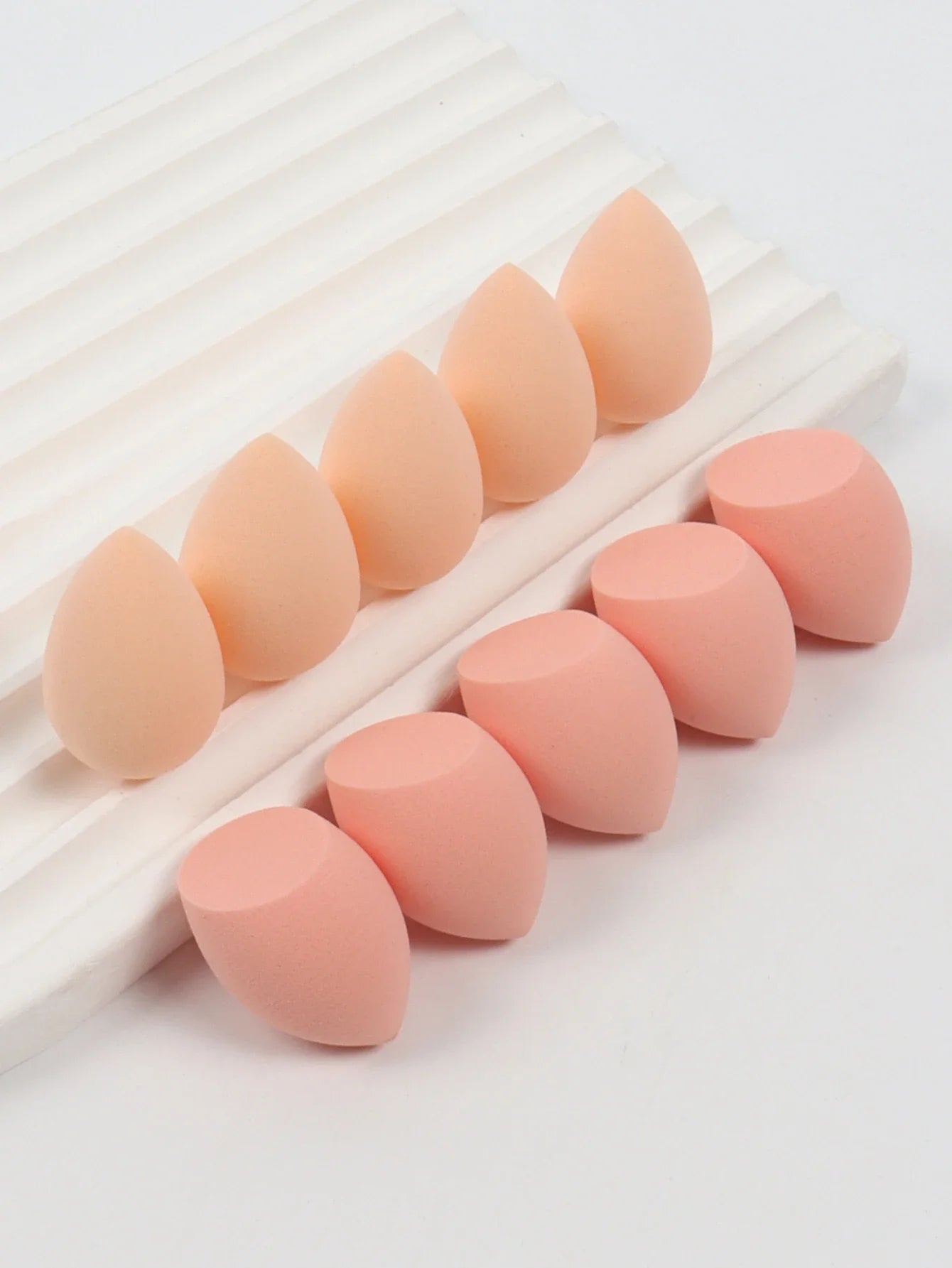10 Mini Makeup Sponges (Egg Egg). Foundation Blend Beauty Sponge, Liquid, Cream & Powder Flawless, Multicolor Makeup Sponge, Lat